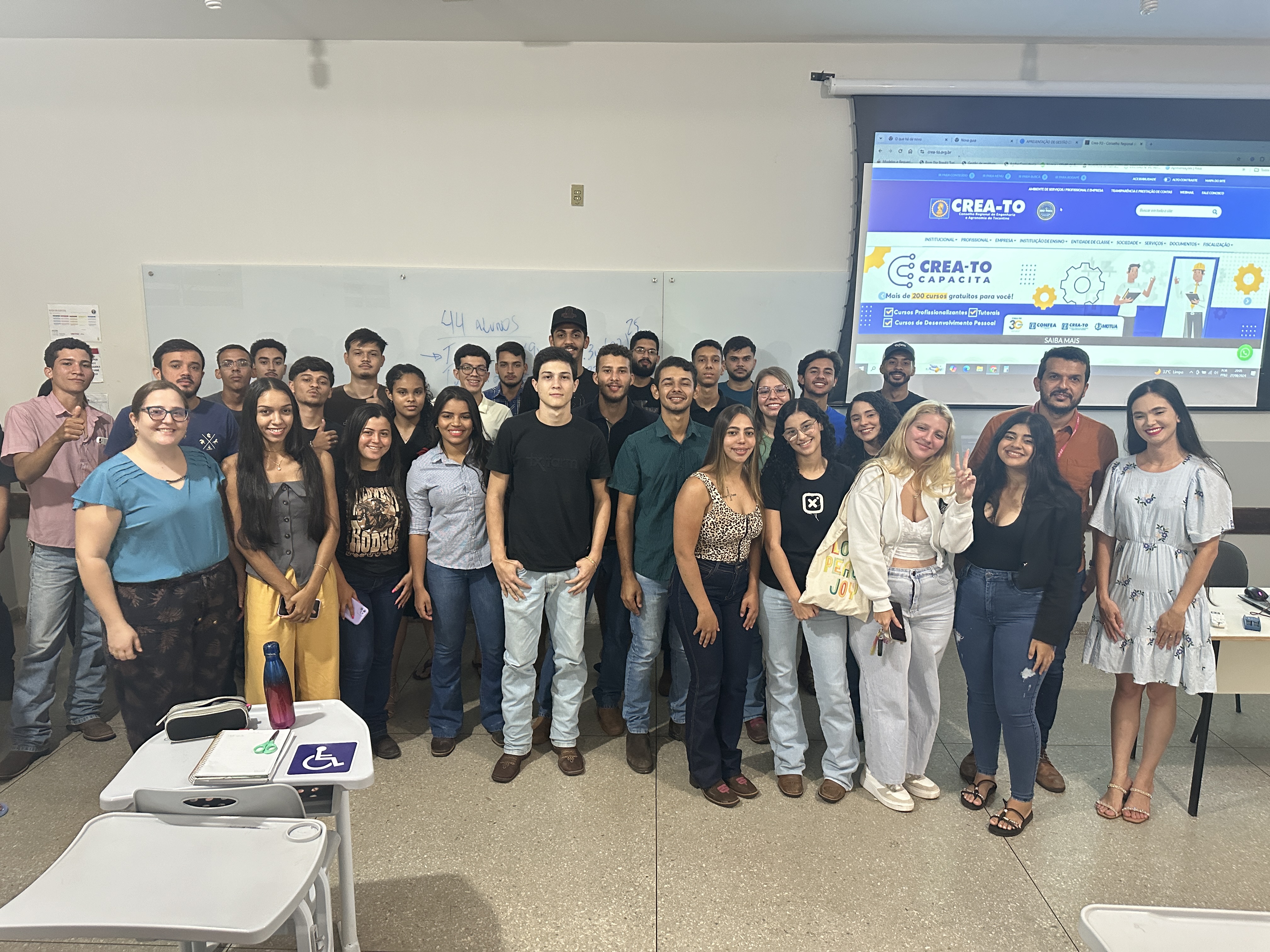 Palestra Orienta Calouros de Agronomia do UNITPAC sobre o Sistema Confea/Crea e Mútua