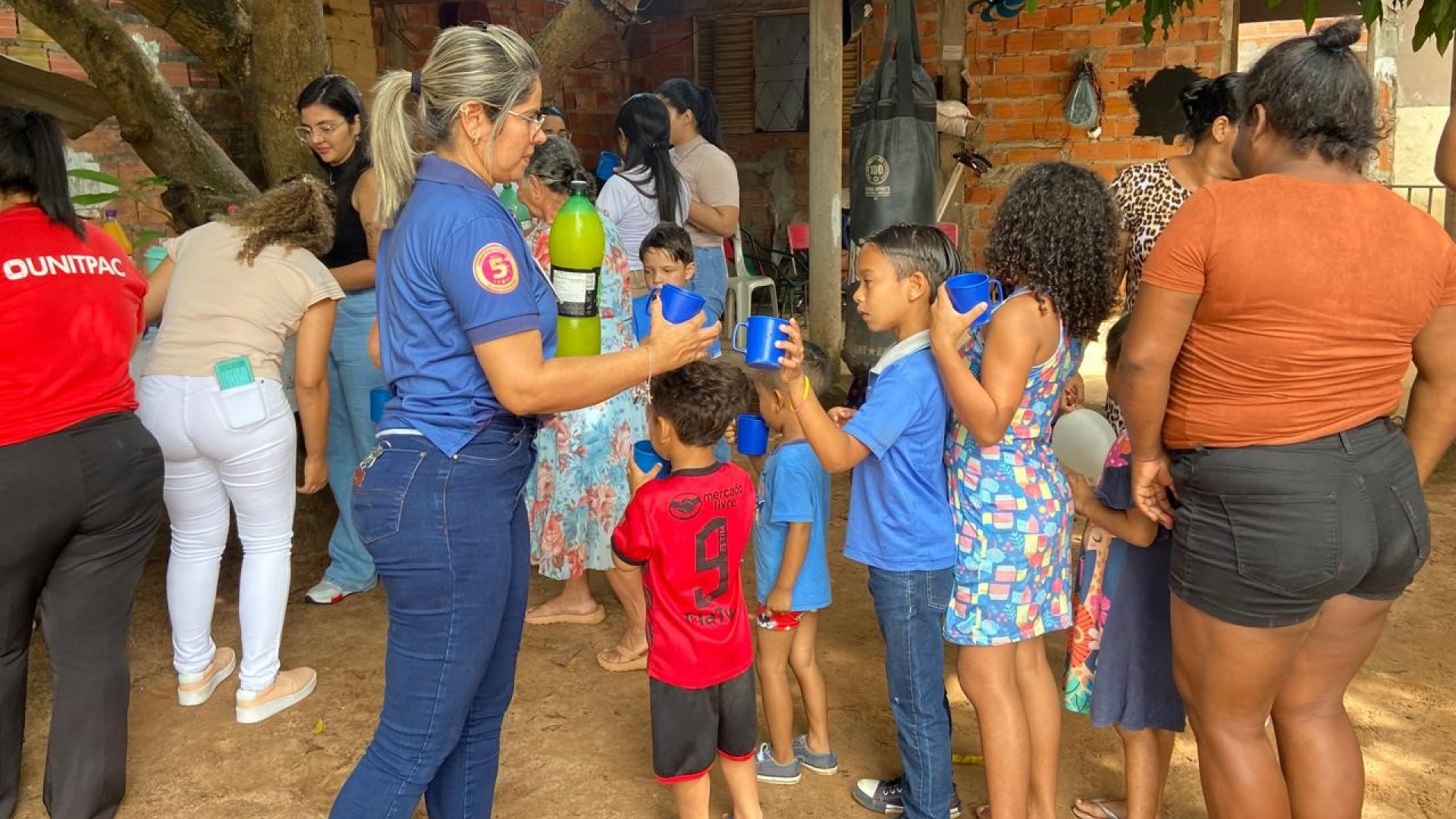 Acadêmicos de Enfermagem do UNITPAC Realizam Ação de Promoção de Saúde no Setor Maracanã