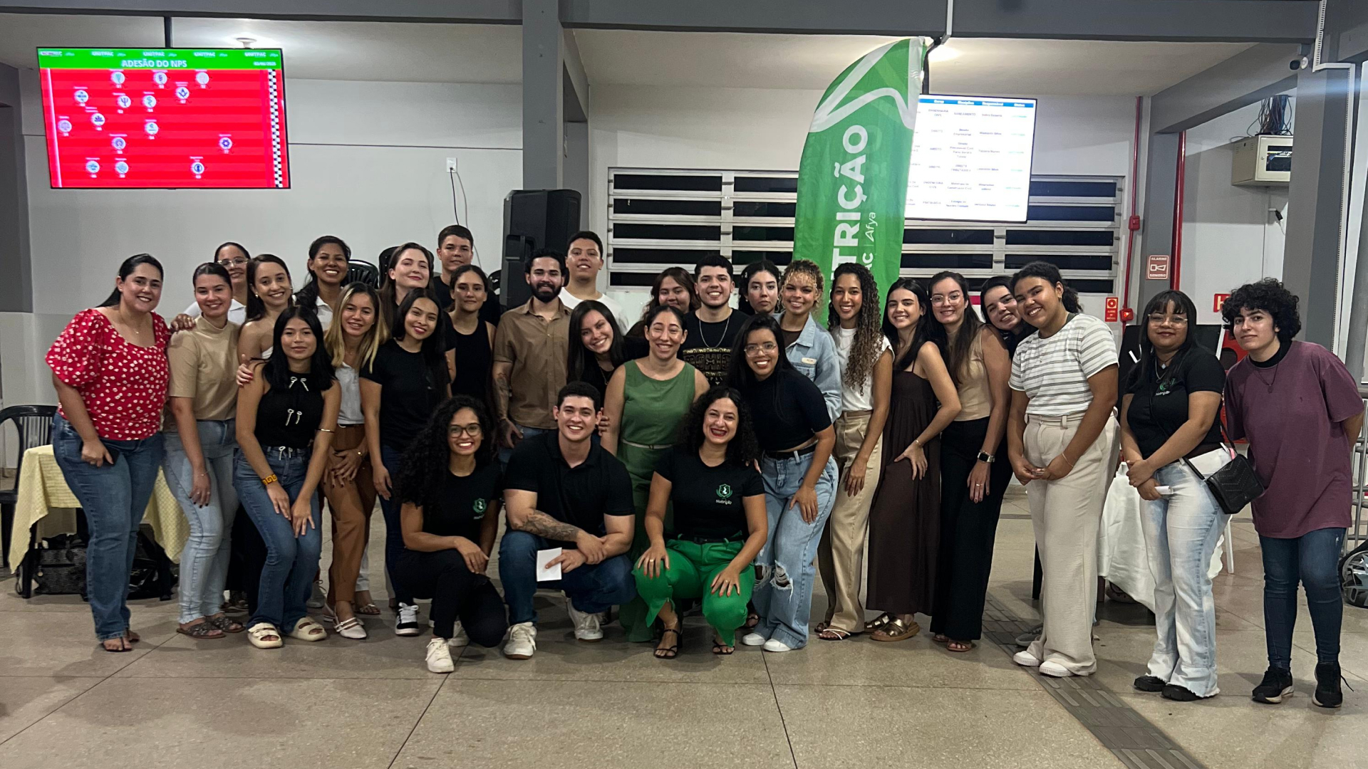 Acadêmicos de Nutrição Promovem Exposição “FOOD OR FAKE?” no UNITPAC