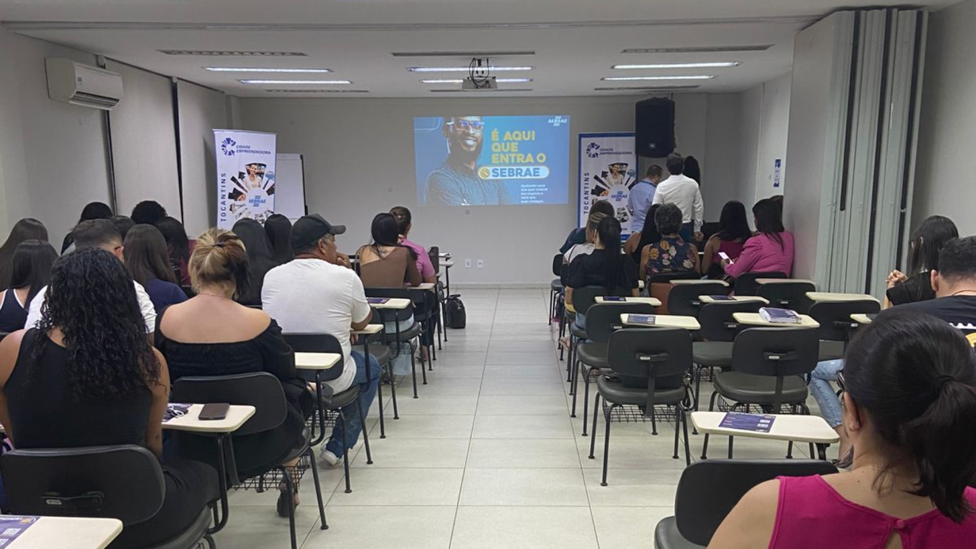 Alunos de Psicologia Desenvolvem Ação de Empreendedorismo em Parceria com o SEBRAE