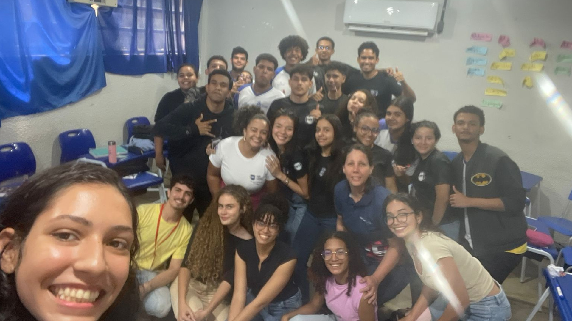 Alunos de Psicologia promovem atividade sobre manejo da ansiedade na Escola CEM Paulo Freire