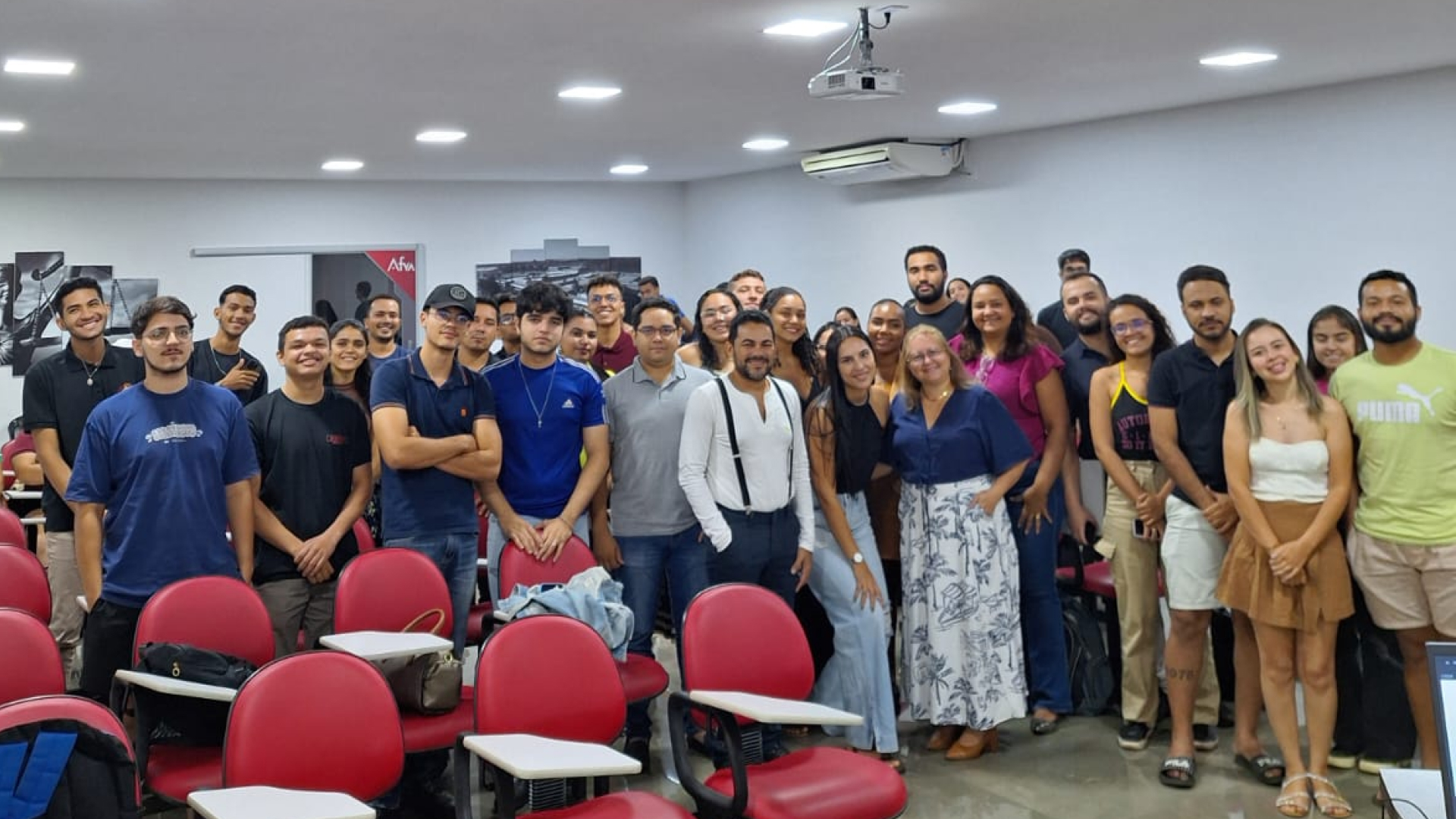 Curso de Direito do UNITPAC recebe Professora Dr.ª Súsie Fernandes para palestra sobre Direitos Humanos