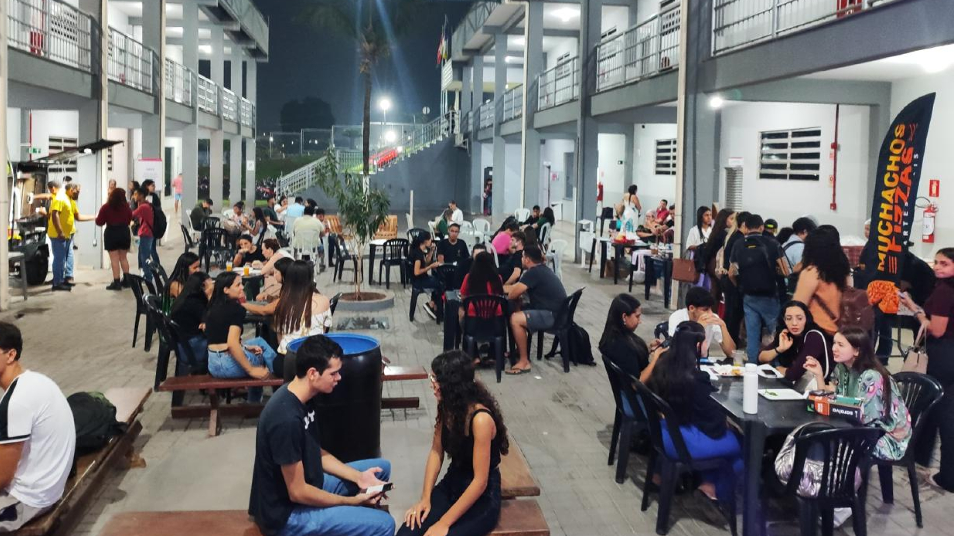 II Feira de Microempreendedores reúne estudantes e público no UNITPAC