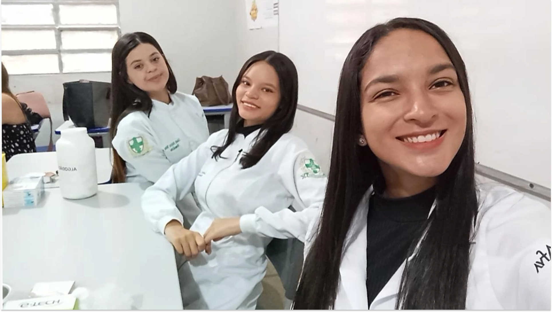 LAAB Brilha na Feira das Profissões com Tipagem Sanguínea