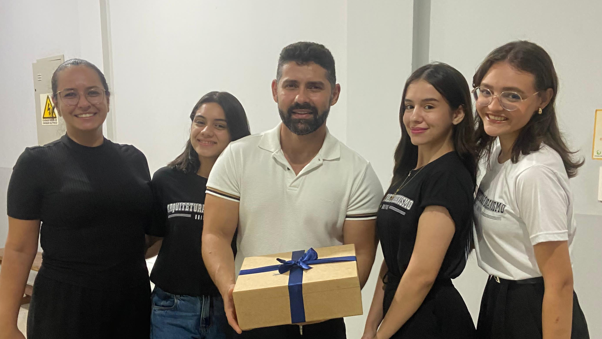 LAAU Realiza Acolhimento dos Calouros de Arquitetura com Mesa Redonda e Participação do Arquiteto Raffael Martins