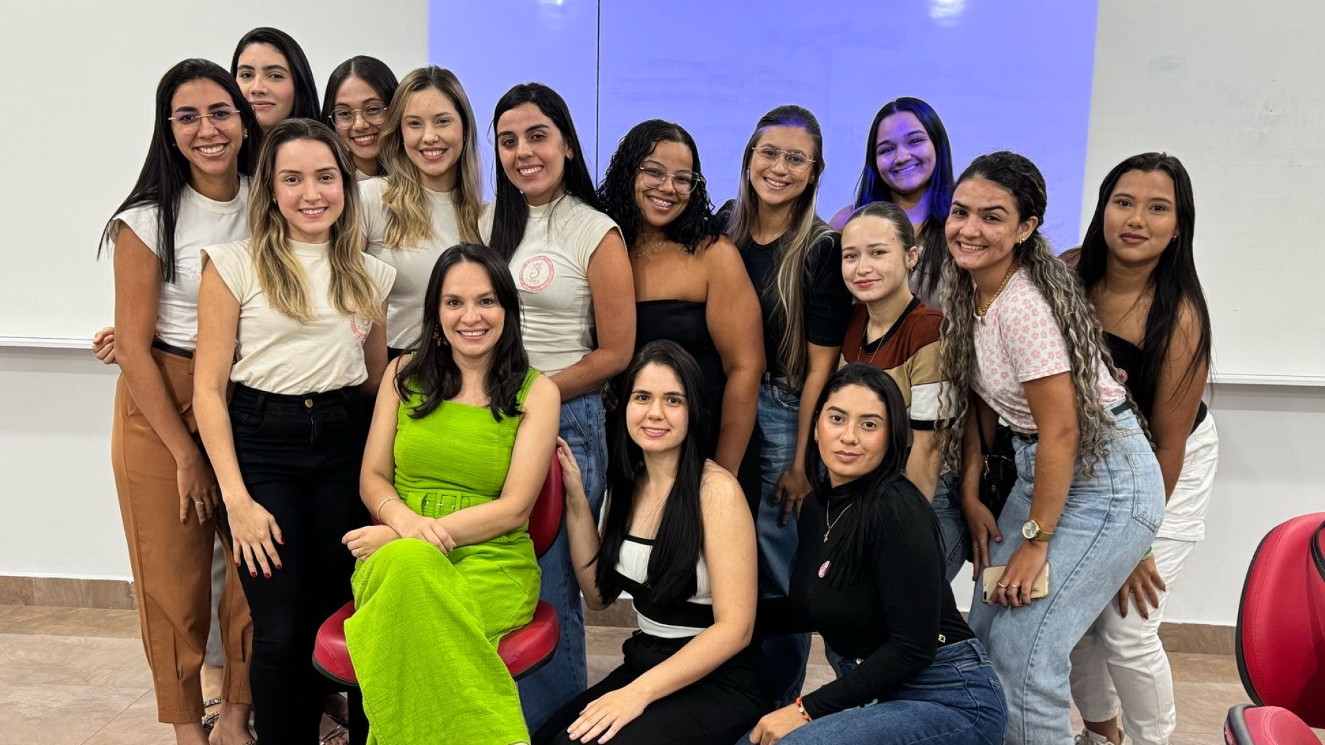 LADEE promove aula especial sobre Anatomia e Fisiologia da Pele com a Dra. Juliana Borges