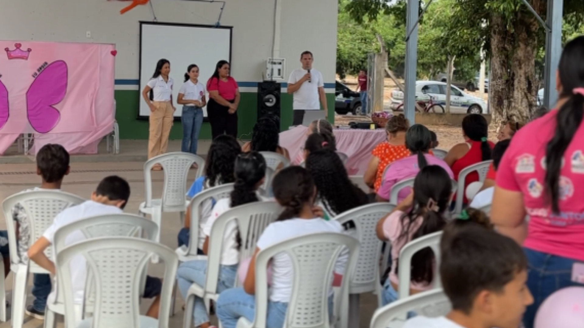 Liga Acadêmica de Obstetrícia em Enfermagem Realiza Ação do Outubro Rosa em Piraquê