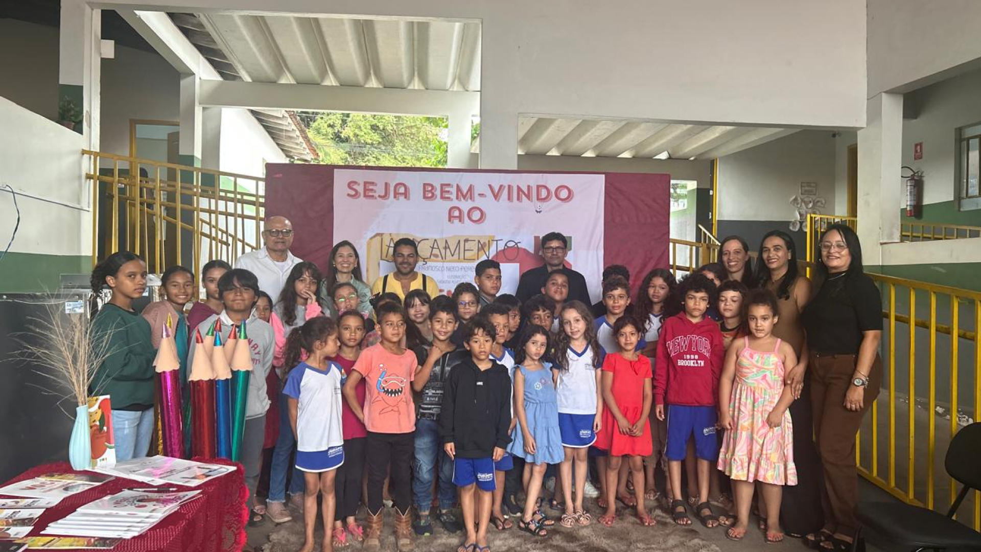 Professor do Afya Unitpac Realiza Lançamento de Novo Livro Infantil “O Menino que Selecionava Sabores” na Escola Municipal Zeca Barros