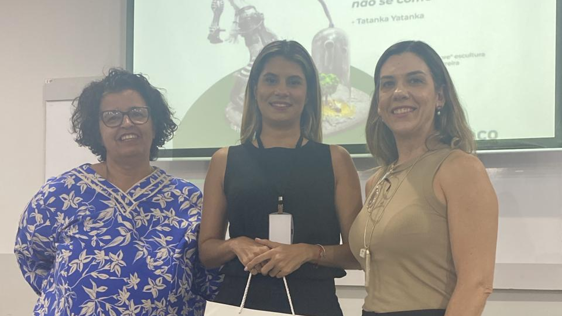 Projeto de Extensão V Promove Palestra Sobre Descarte Consciente de Resíduos no Unitpac