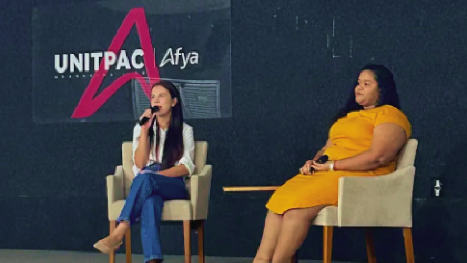 Roda de conversa aproxima acadêmicos de Psicologia da prática profissional na área escolar