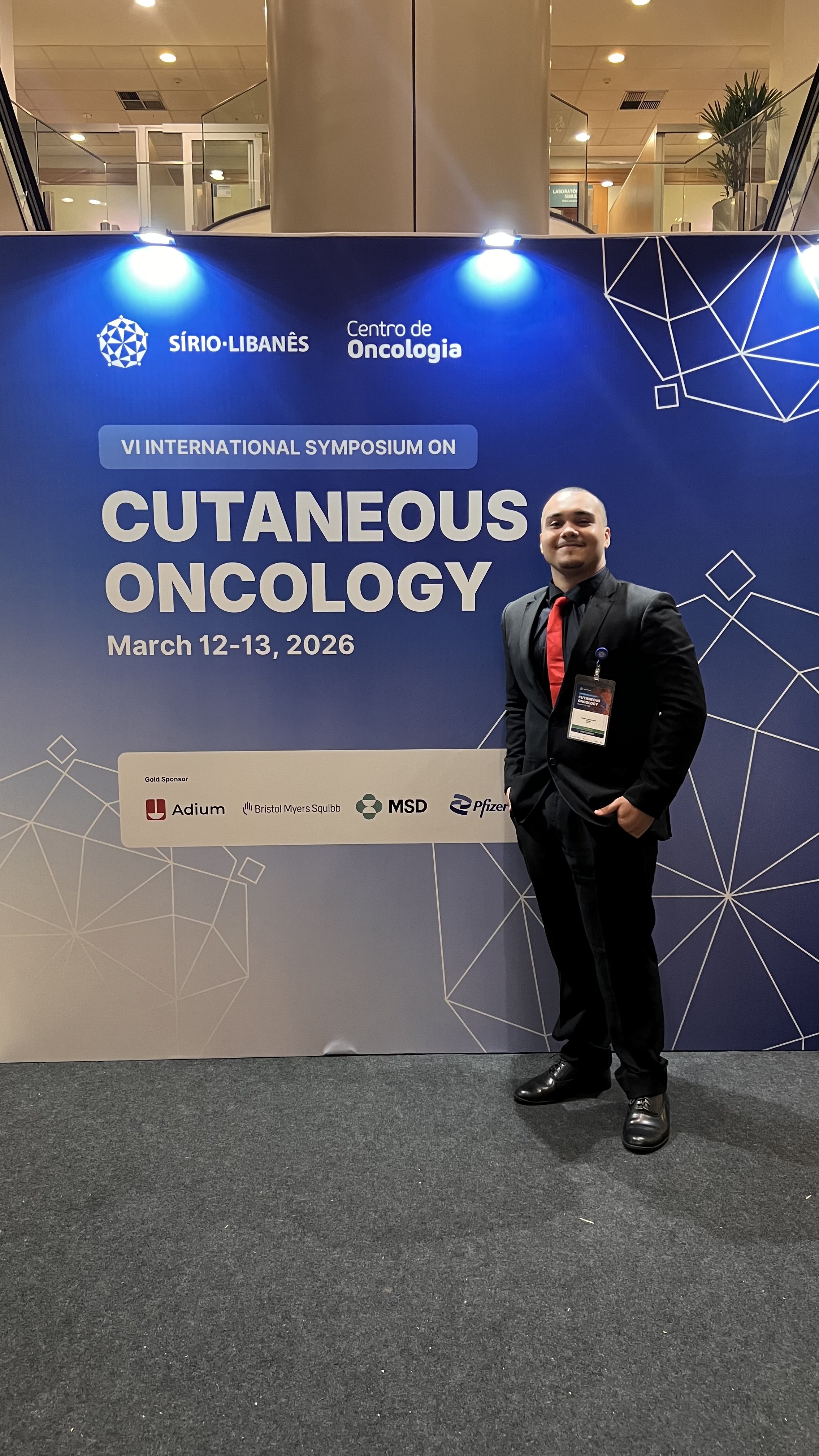 Acadêmico do UNITPAC Afya participa de Simpósio Internacional de Oncologia Cutânea em São Paulo