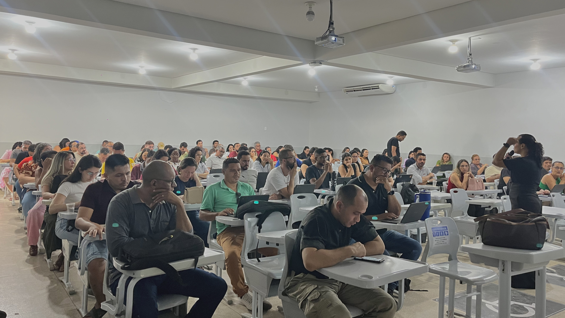 Afya Unitpac reúne cerca de 140 professores da rede estadual no Projeto MOVE