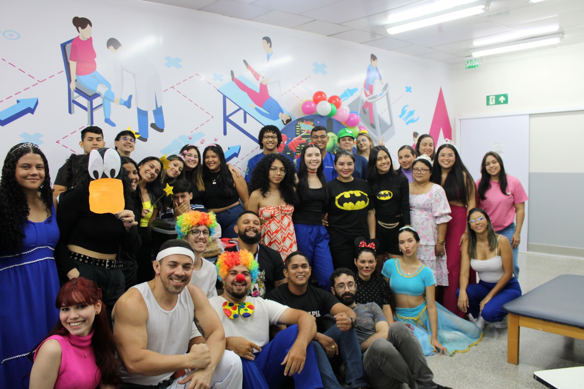 Acadêmicos de Fisioterapia Realizam Festa para Crianças Neurodivergentes com o Tema: Heróis
