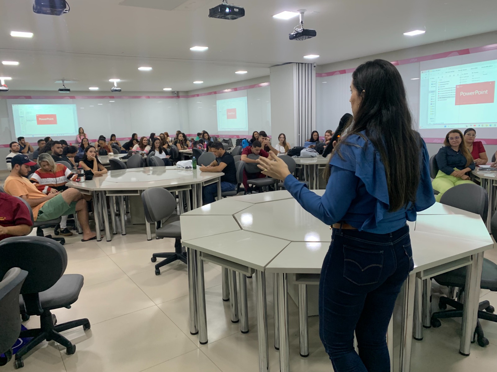 Mostra de Extensão Curricular do Curso de Odontologia 2024.2 Enfatiza a Inclusão e Saúde
