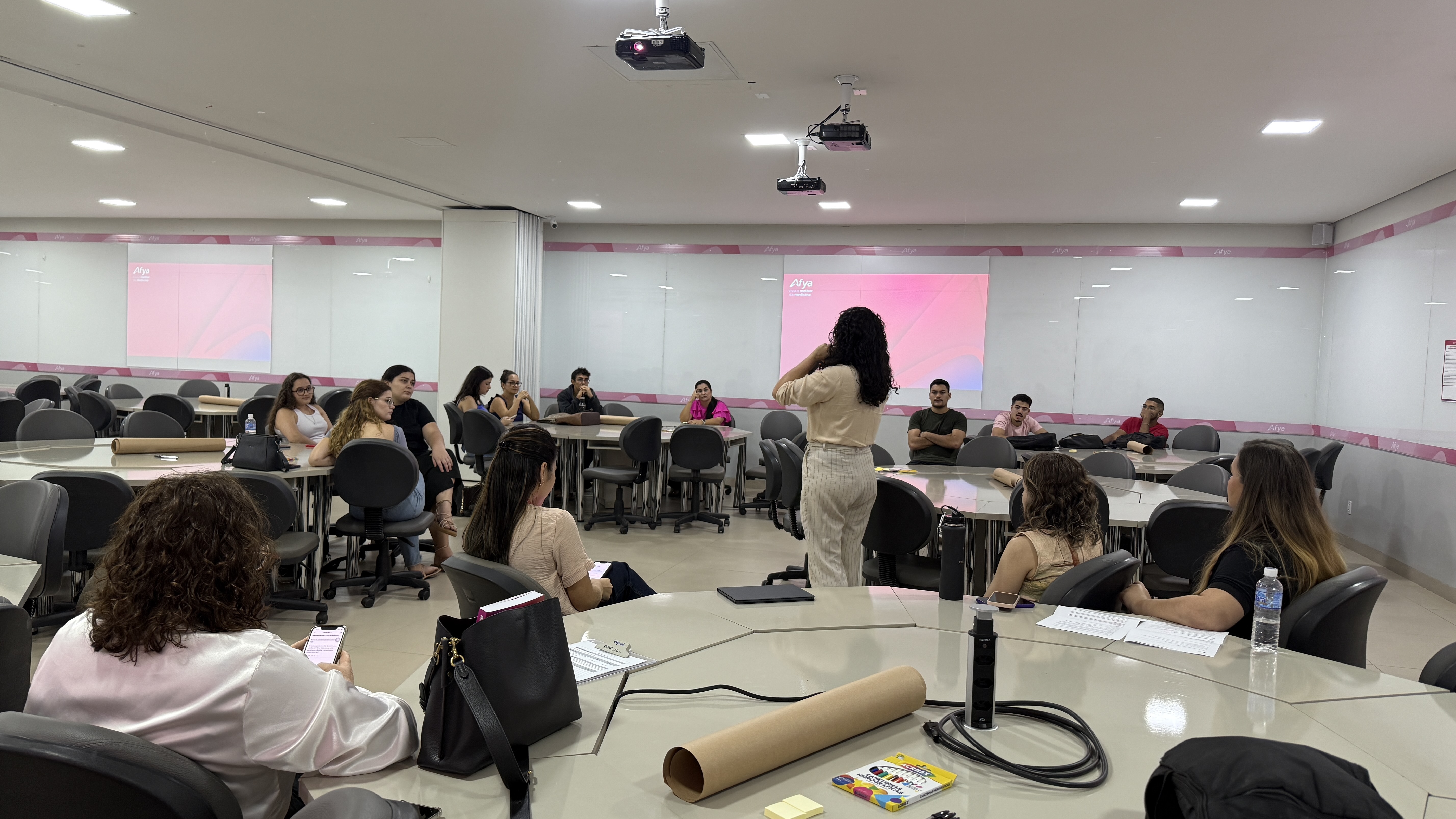 Oficina reforça papel do médico em formação e inaugura série de encontros reflexivos