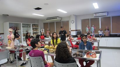 FCMPB recebe visita de Escola particular de JP