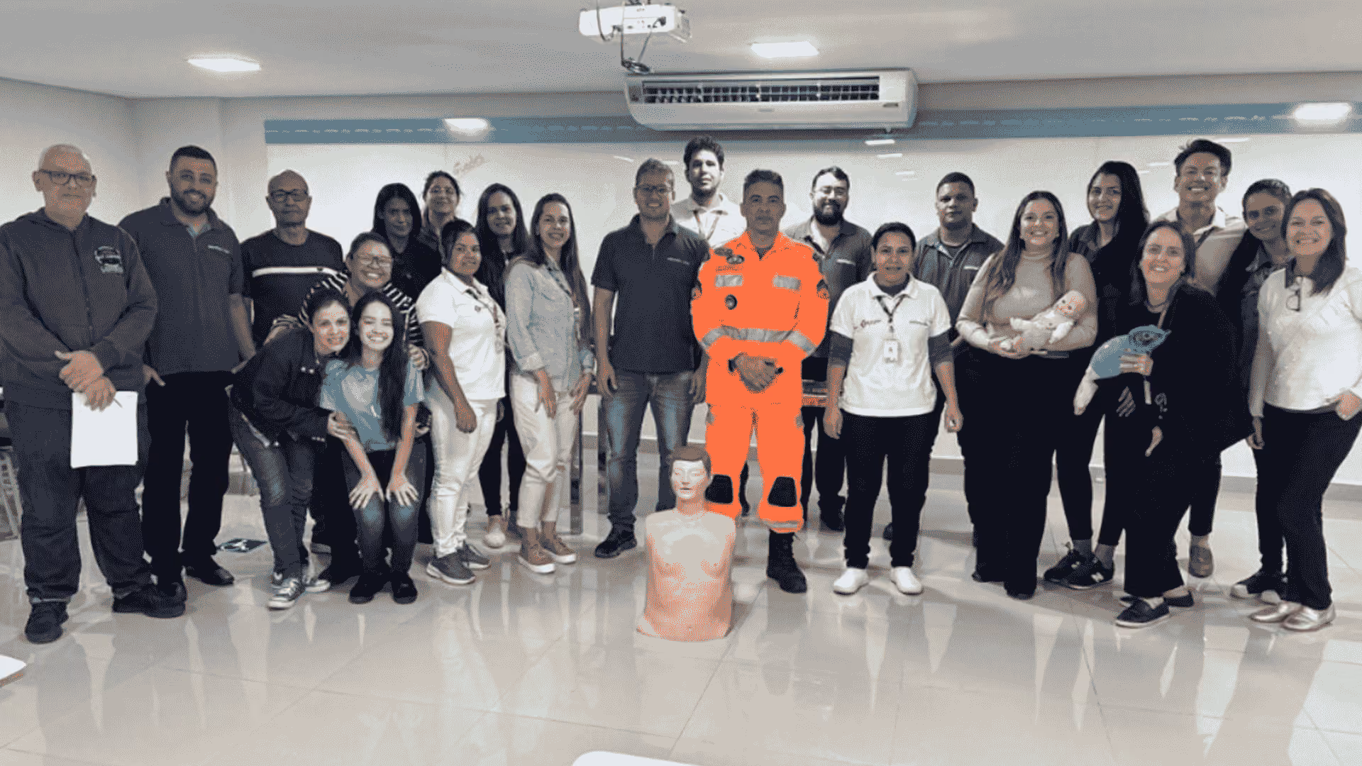 Suporte Básico de Vida é tema de palestra colaboradores