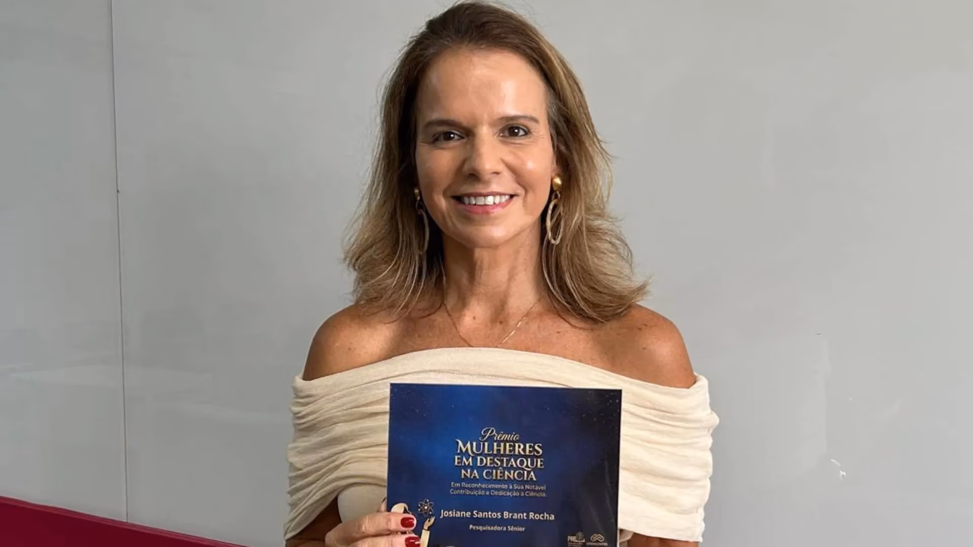Prêmio Mulheres na Ciência: professora da Medicina Afya Montes Claros recebe reconhecimento