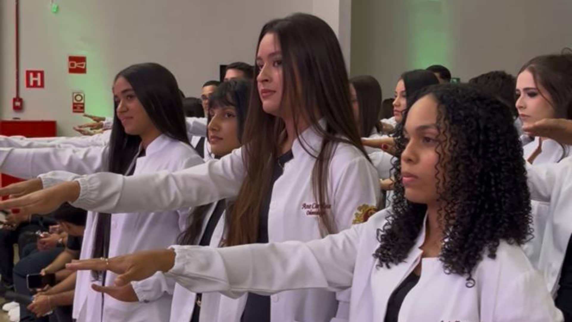 Cerimônia de Iniciação Acadêmica: Enfermagem Engenharia da Computação e Odontologia