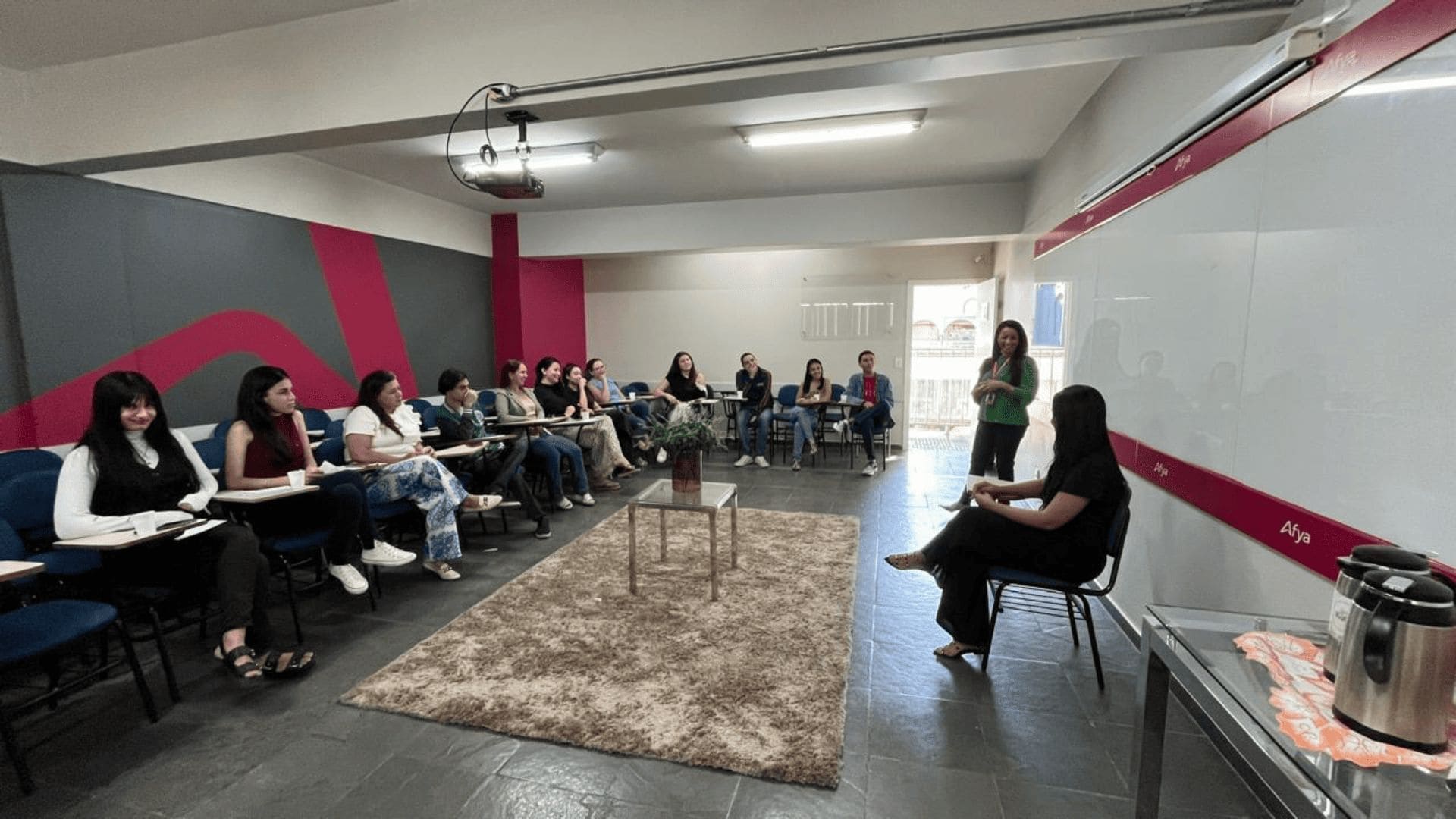 Café com o NED promove escuta ativa e acolhimento aos estudantes na Afya Montes Claros