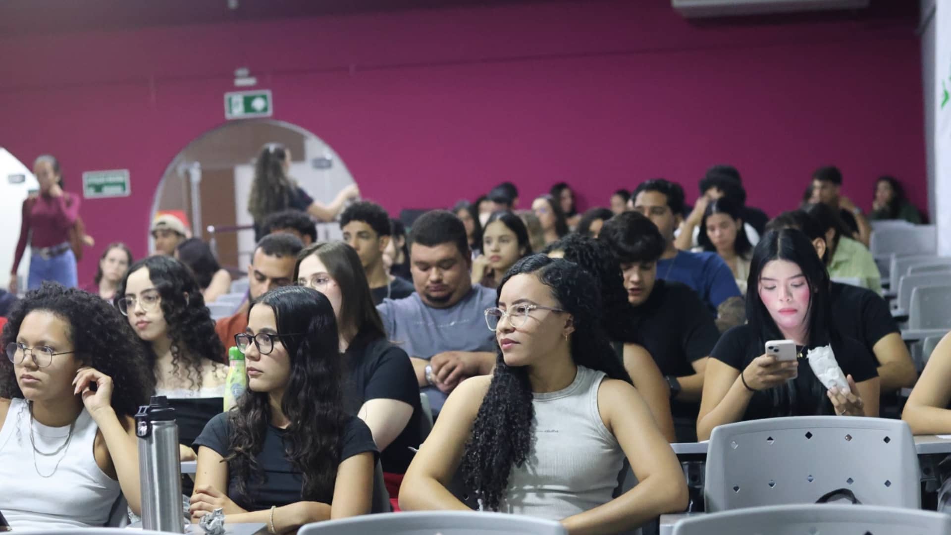 Afya Montes Claros recebe novos alunos com momento de acolhimento e integração à vida acadêmica