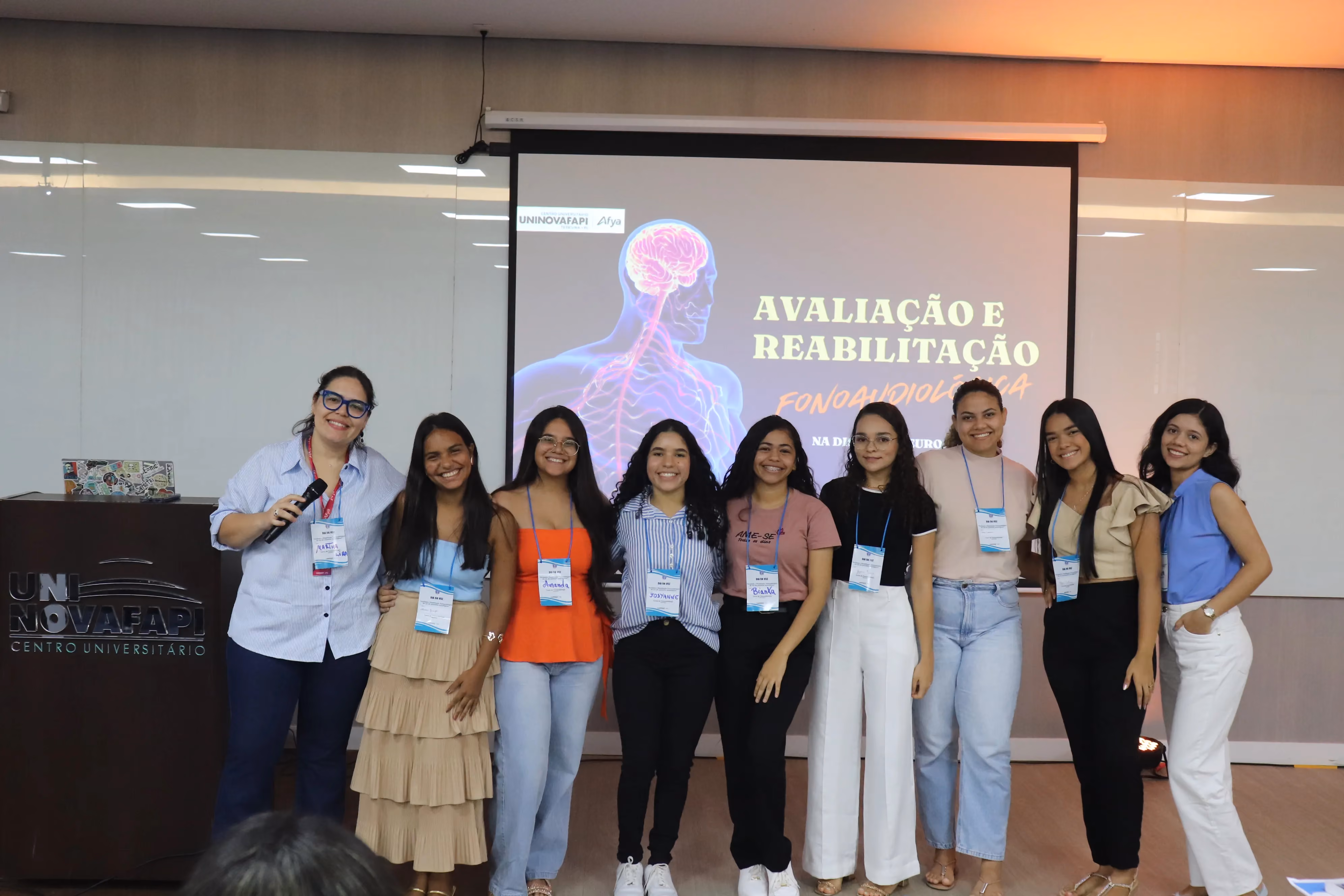 Dia Mundial da Voz: Discentes Organizam Evento de Fonoaudiologia