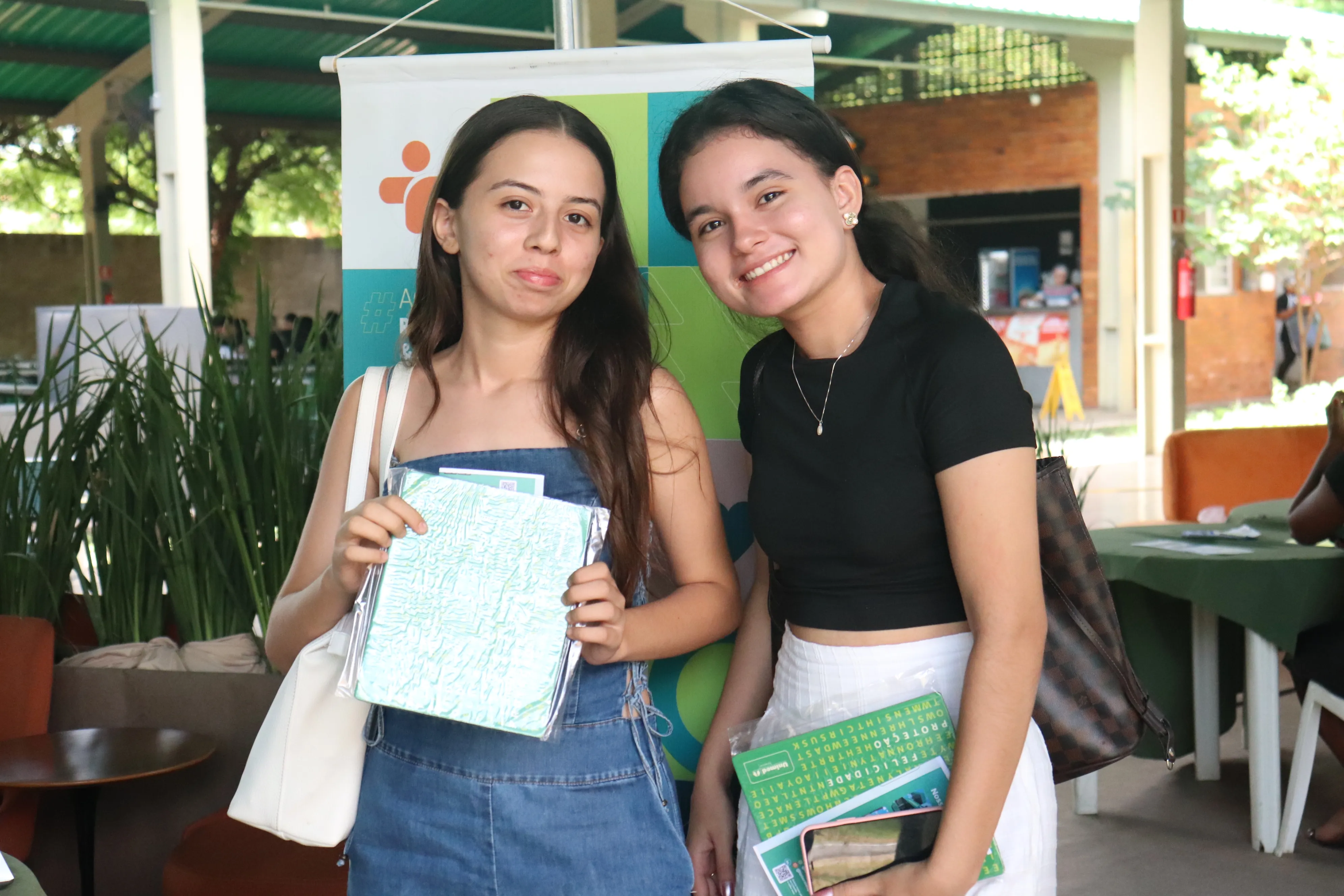 IV Feira de Carreiras: Promove Conexões entre Empresas, Estudantes e Oportunidades de Emprego