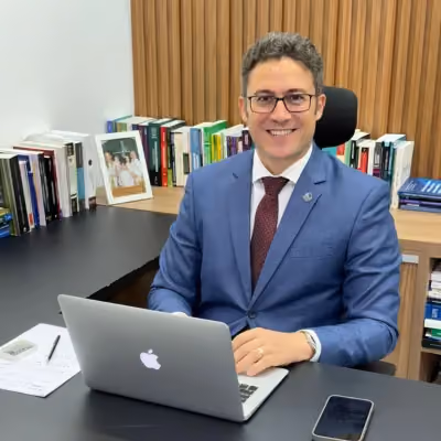 Professor do Uninovafapi conquista título de Doutor em Direito pela USP