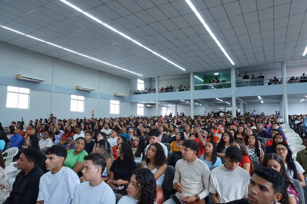 Uninovafapi e CEADEP firmam parceria para beneficiar jovens das Assembleias de Deus no Piauí