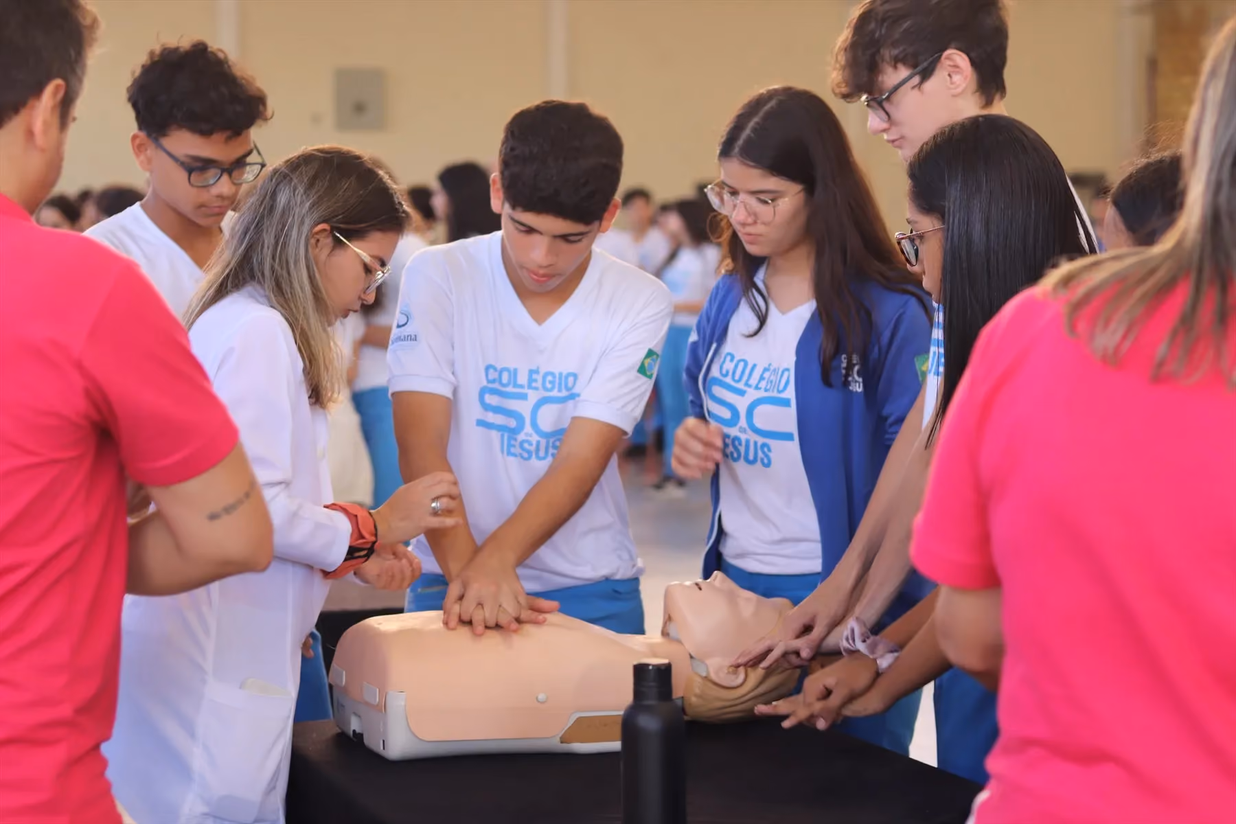 Uninovafapi participa do Fórum das profissões do Colégio Sagrado Coração de Jesus