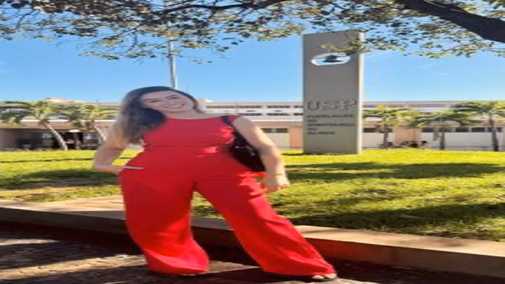 Aluna formada em Odontologia pela Afya Maceió é aprovada em especialização da USP