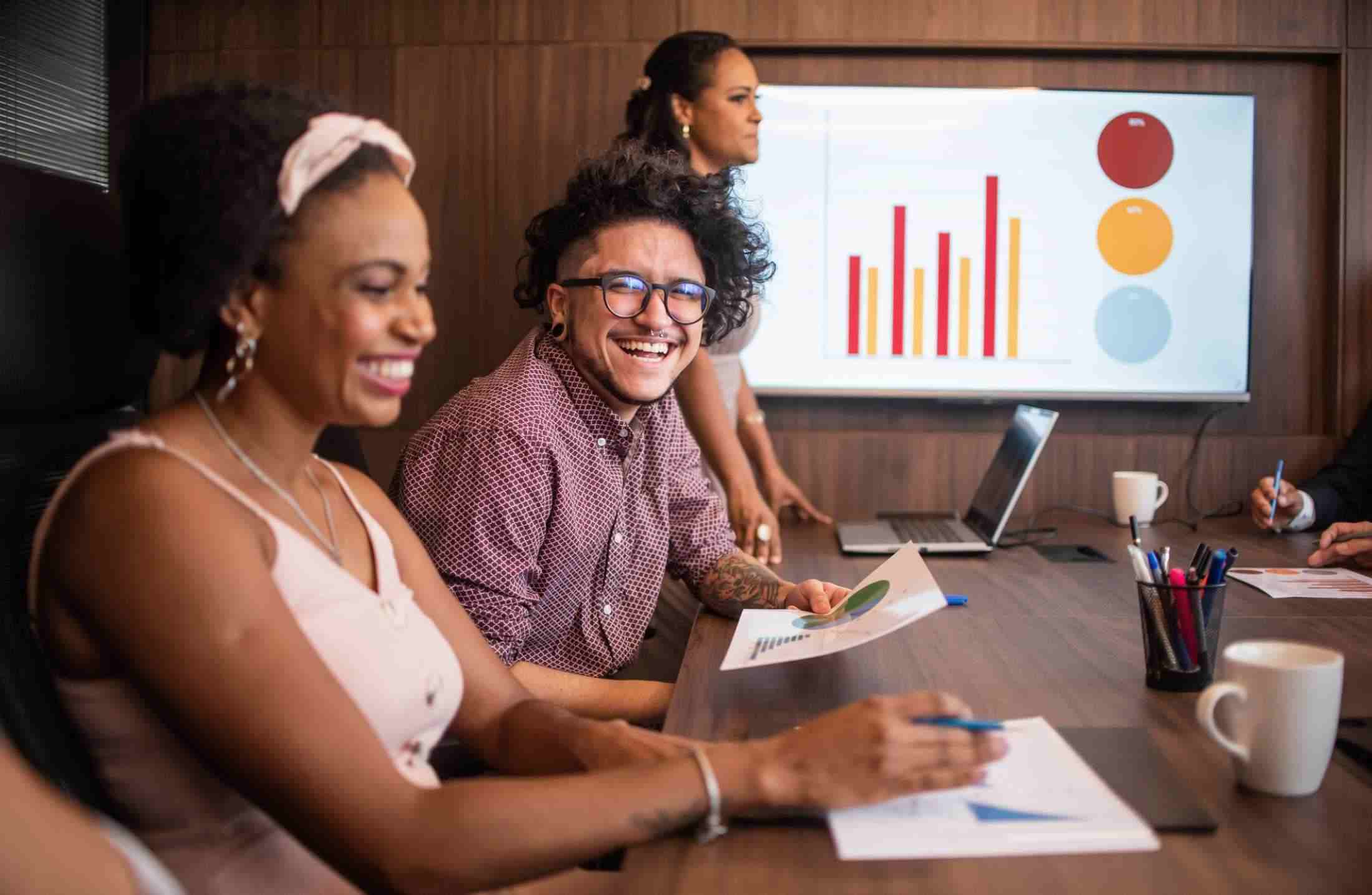 Comunidade LGBTQIAPN+ no mercado de trabalho: entenda os desafios