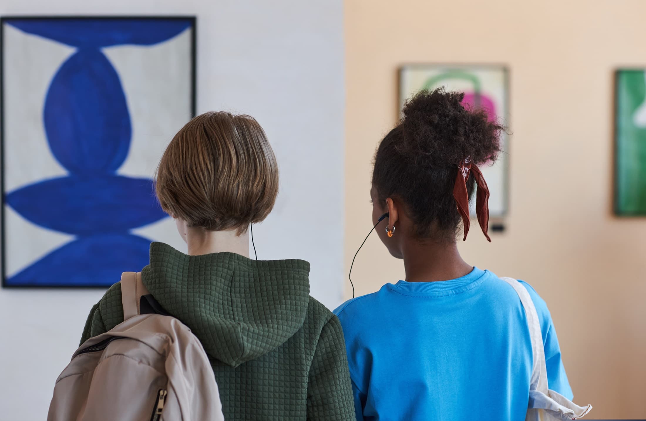 Cultura é educação: como visitar museus, teatros e cinema pode te ajudar no Enem