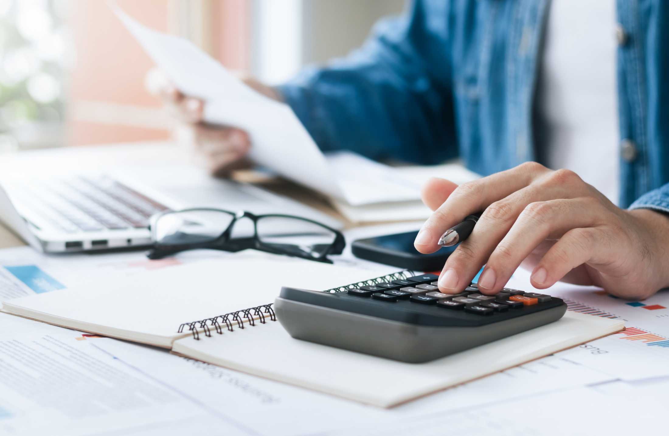 7 dicas de planejamento financeiro para evitar apuros durante a graduação