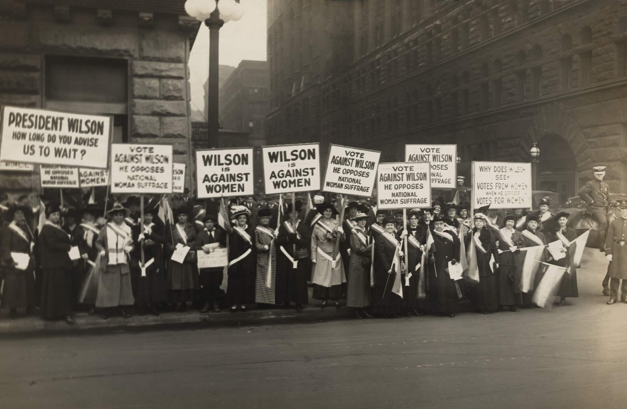 7 direitos das mulheres que há 100 anos não existiam