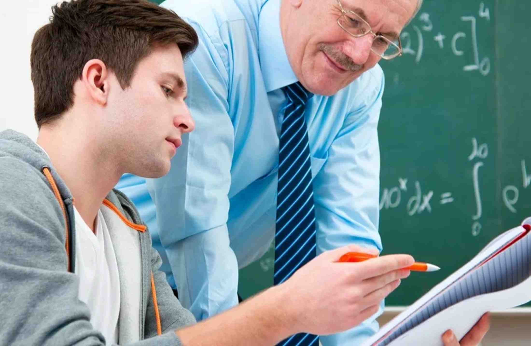 Faculdade de matemática: licenciatura ou bacharelado?