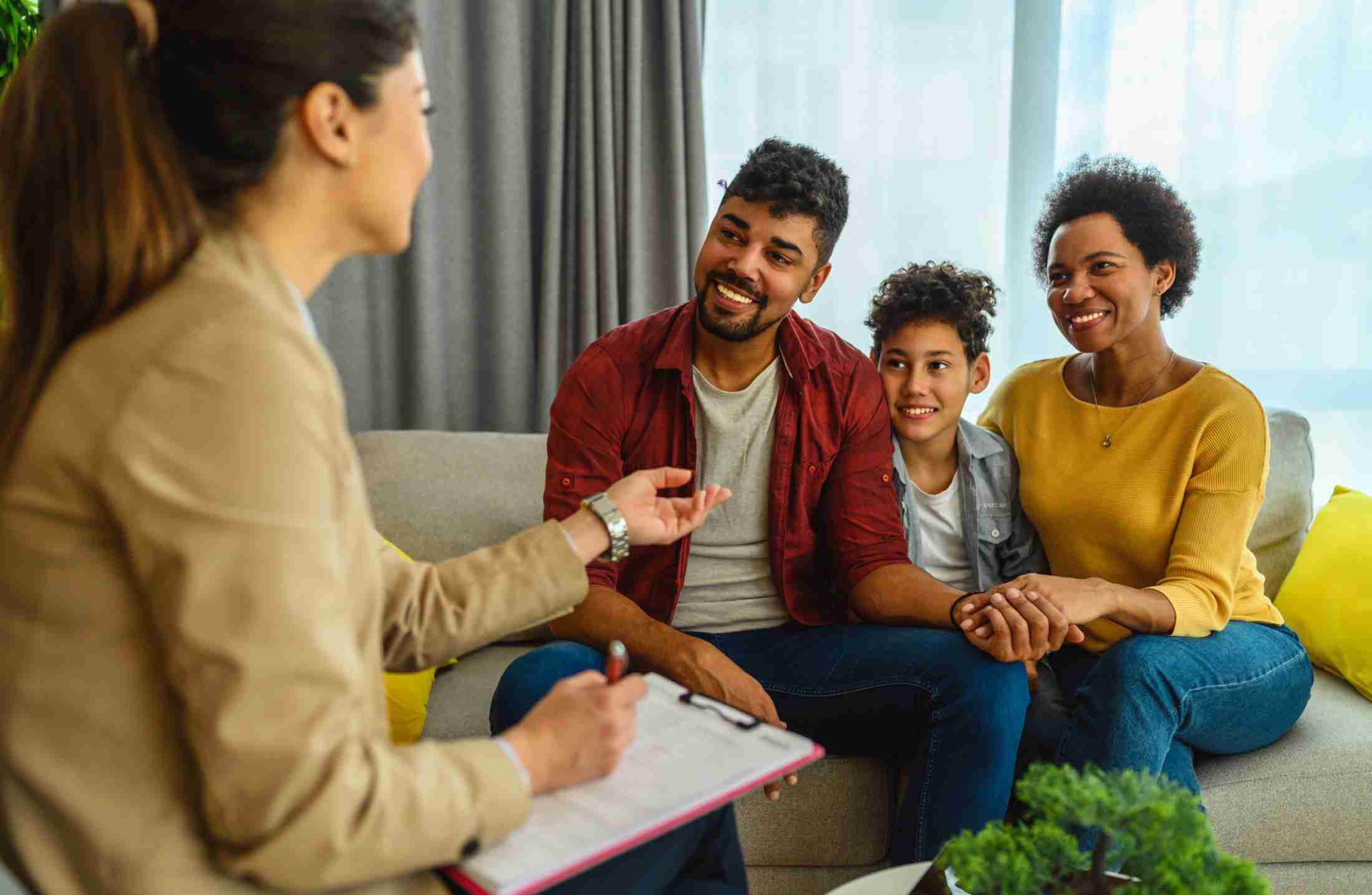 Psicologia ou Serviço Social? Descubra as diferenças entre as duas graduações