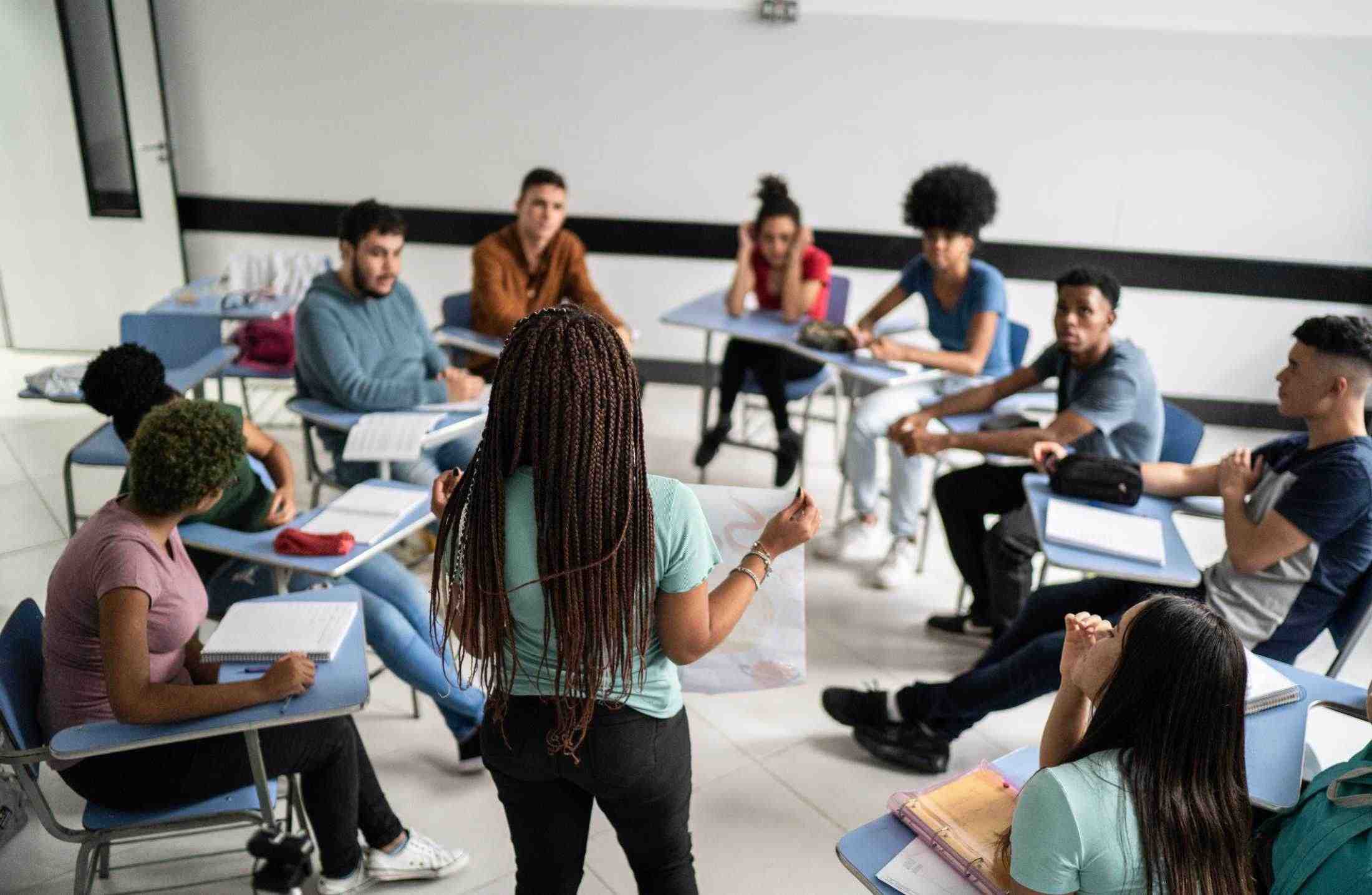 Tire suas dúvidas sobre o curso de Letras