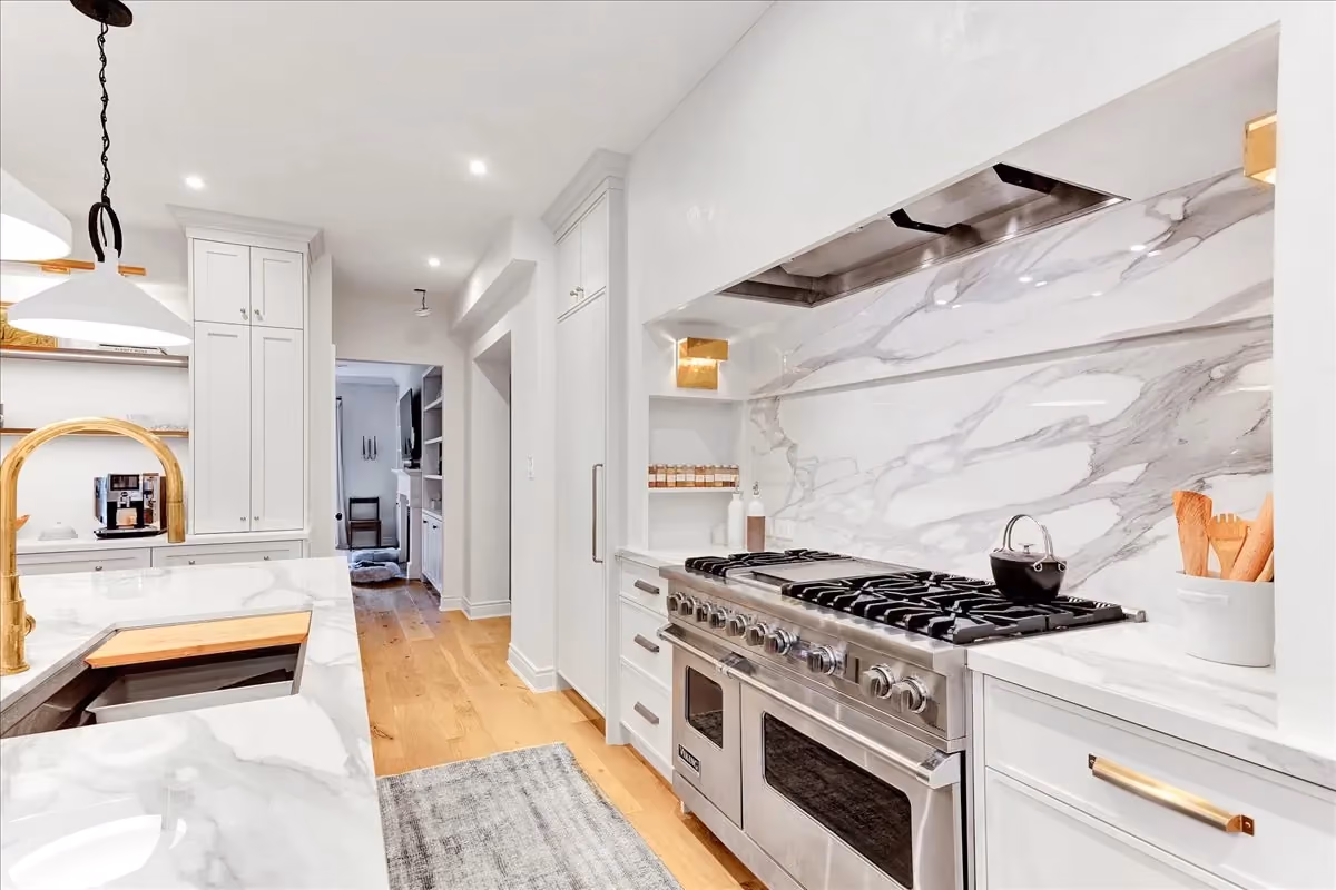 Kitchen renovation by RBA Projects in Midhurst, near Barrie