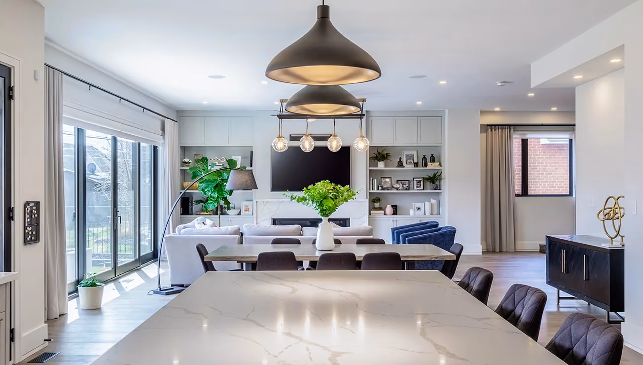 Custom home built by RBA Projects in Springbrook Gardens, Toronto, view 7