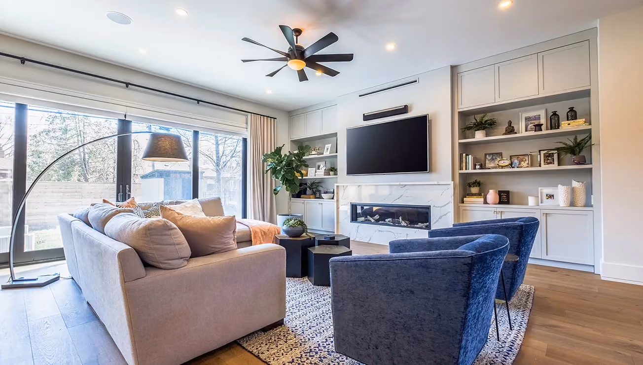 Custom home built by RBA Projects in Springbrook Gardens, Toronto, view 5