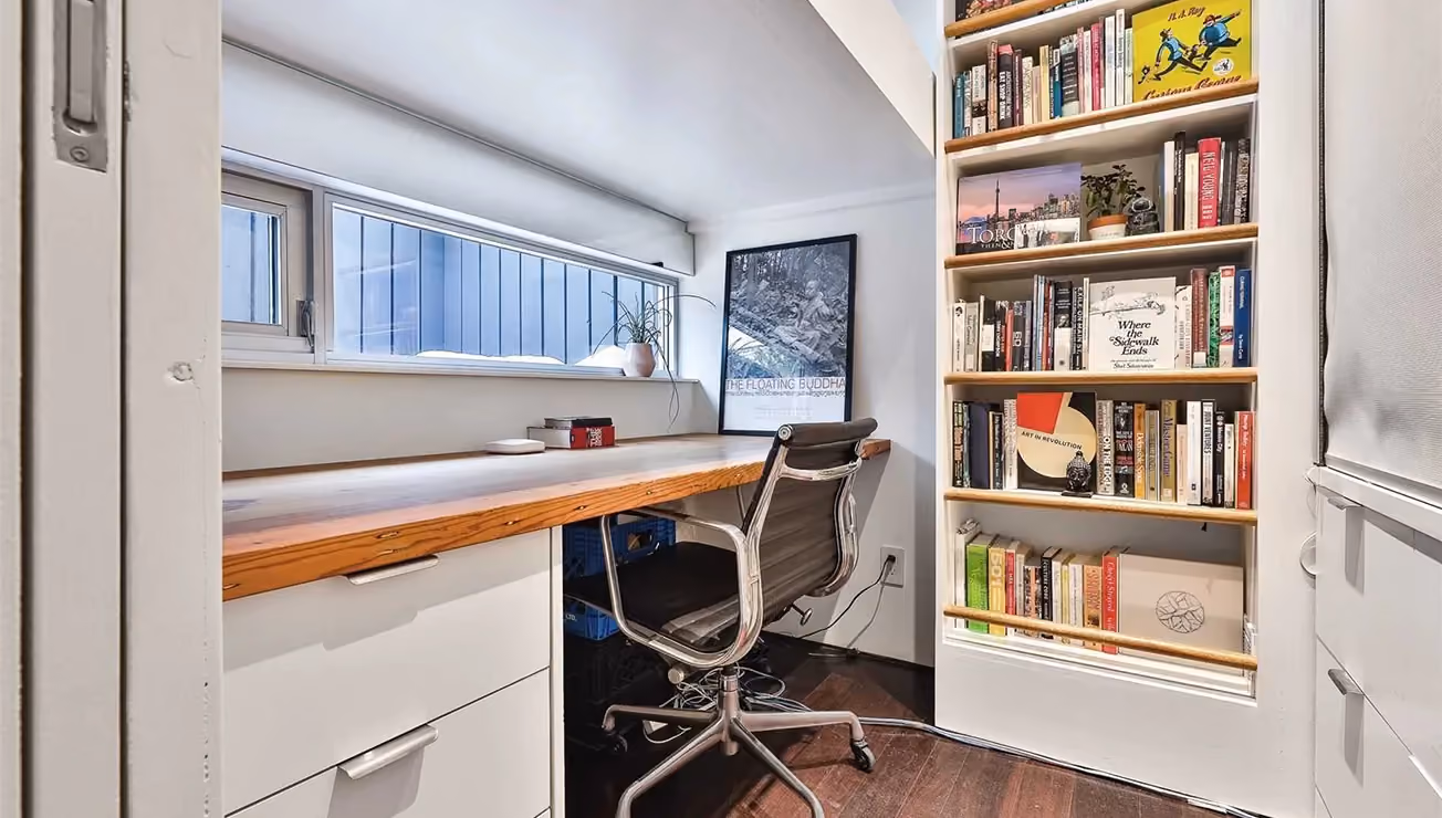 Laneway home renovation by RBA Projects in Harbord Village, Toronto, view 18