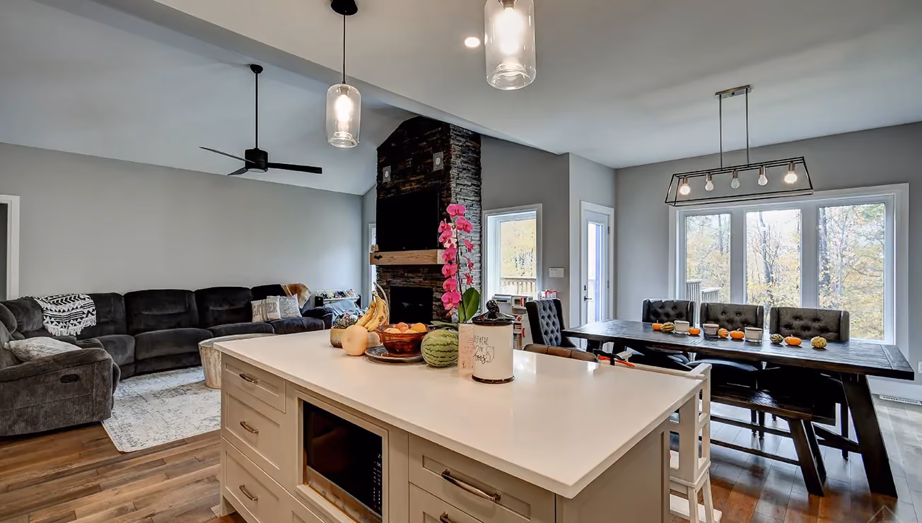 Custom home built by RBA Projects in Gravenhurst, Muskoka, view 8