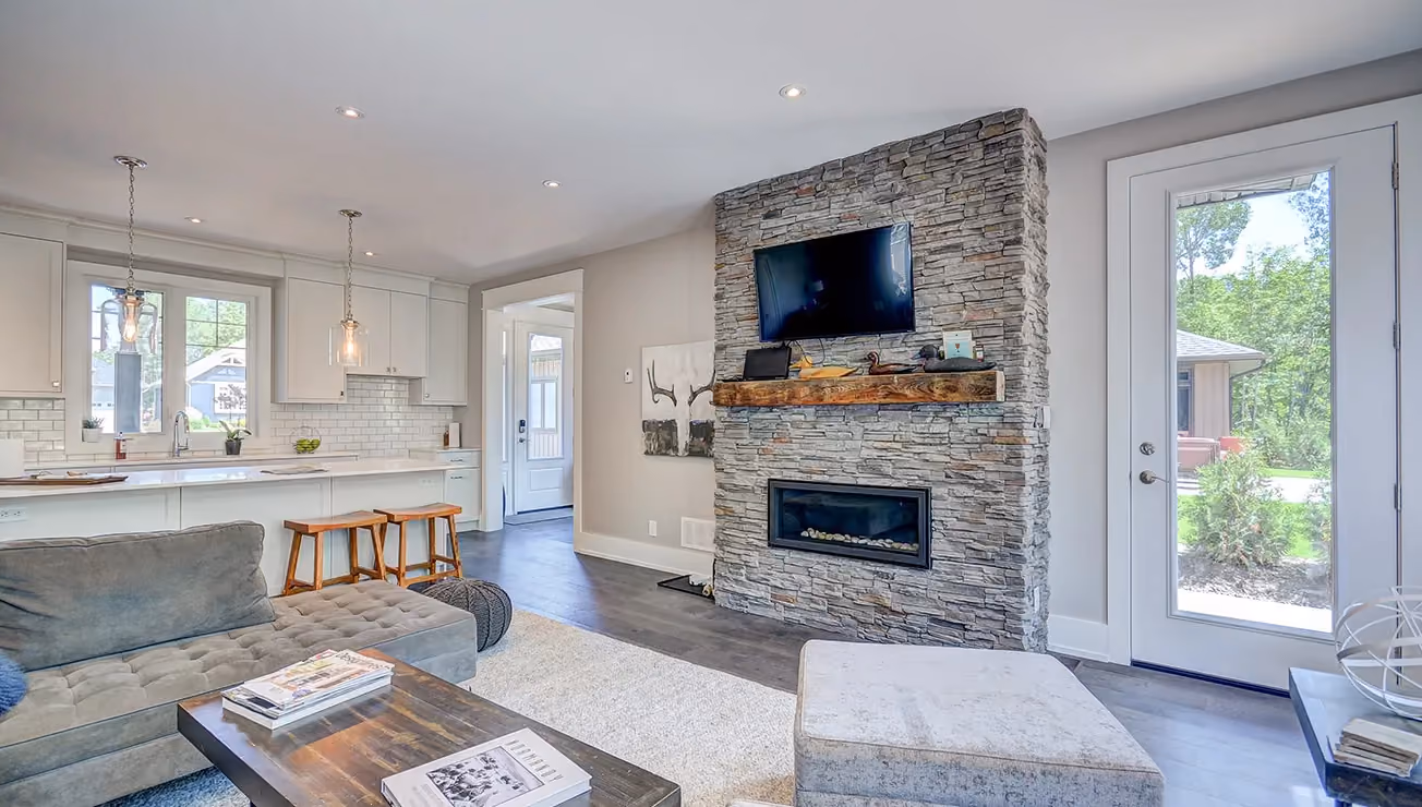 Custom duplex cottage built by RBA Projects in Gravenhurst, Muskoka, view 9