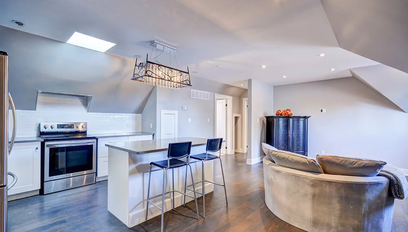 Custom duplex cottage built by RBA Projects in Gravenhurst, Muskoka, view 15