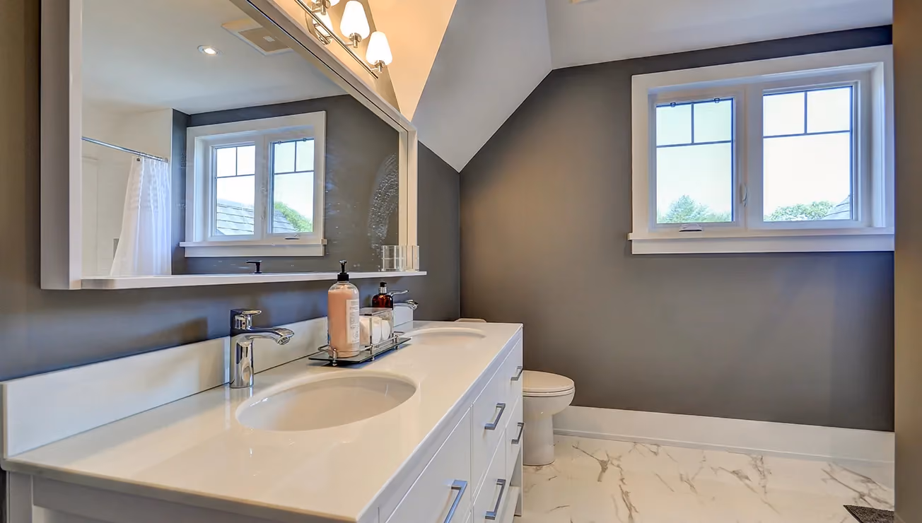 Custom duplex cottage built by RBA Projects in Gravenhurst, Muskoka, view 23