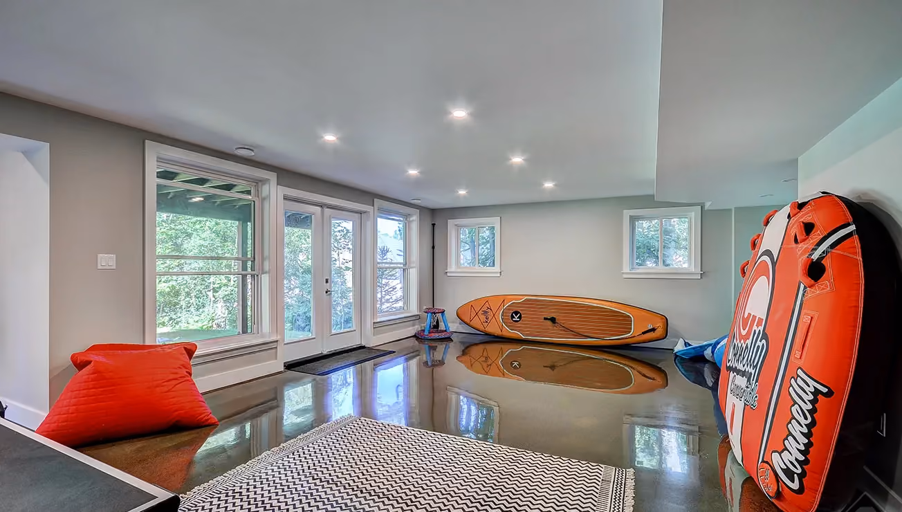 Custom walkout home built by RBA Projects in Gravenhurst, Muskoka, view 17