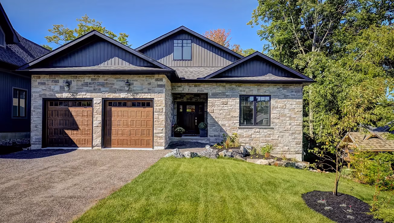 Custom walkout home built by RBA Projects in Gravenhurst, Muskoka, view 2