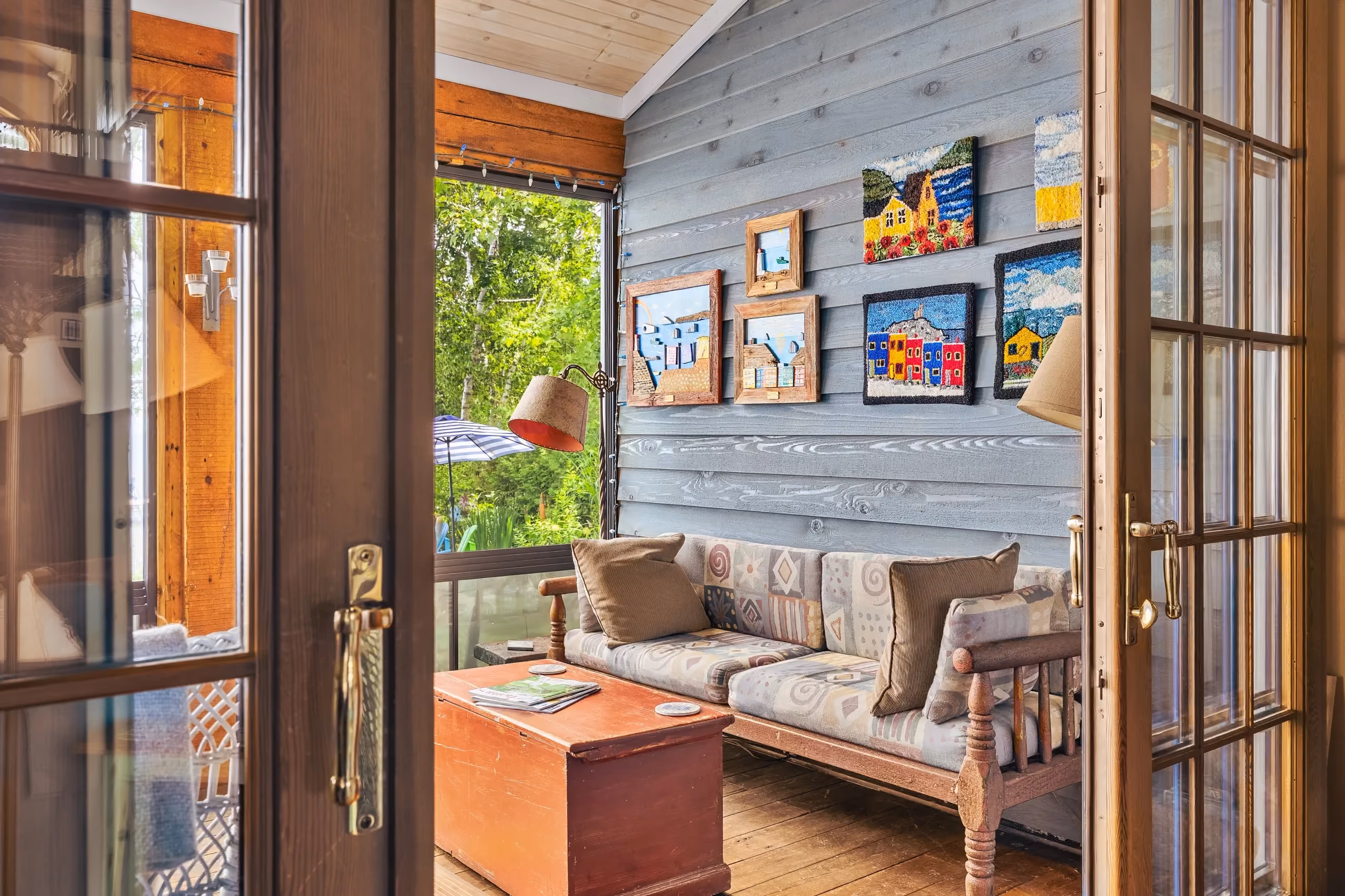 Century farmhouse restored by RBA Projects on Lake Simcoe, Ontario, view 13