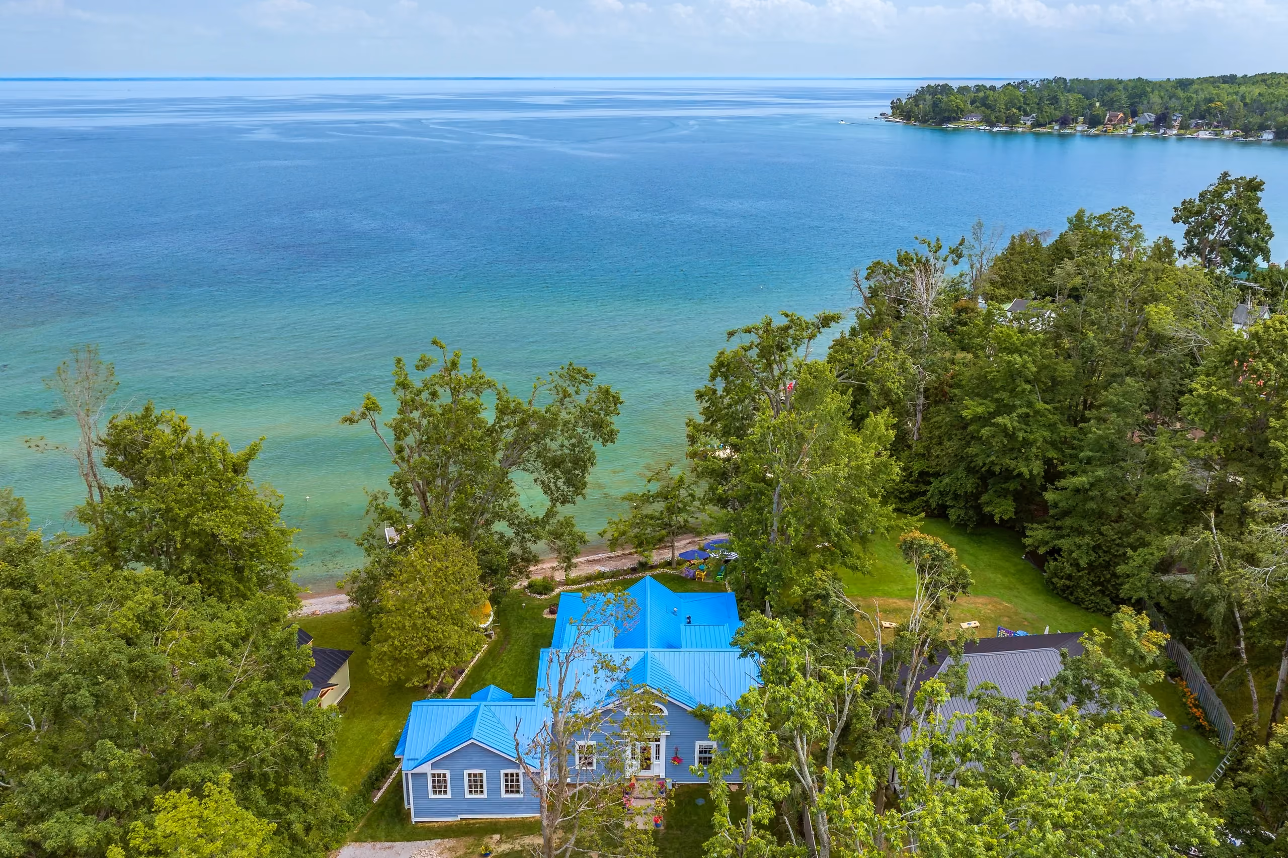 Century farmhouse restored by RBA Projects on Lake Simcoe, Ontario, view 2